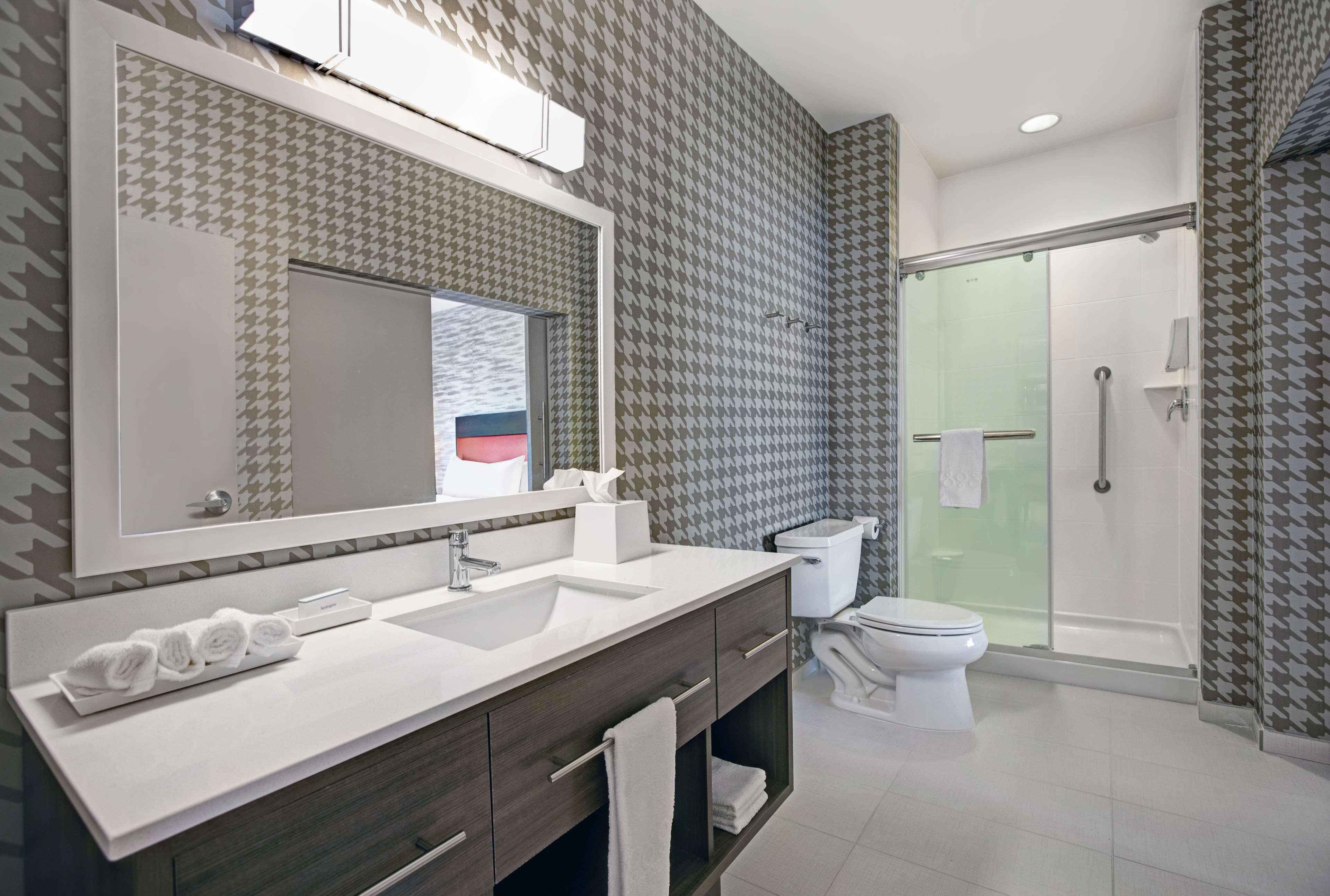 Home2 Suites By Hilton Richmond Extérieur photo