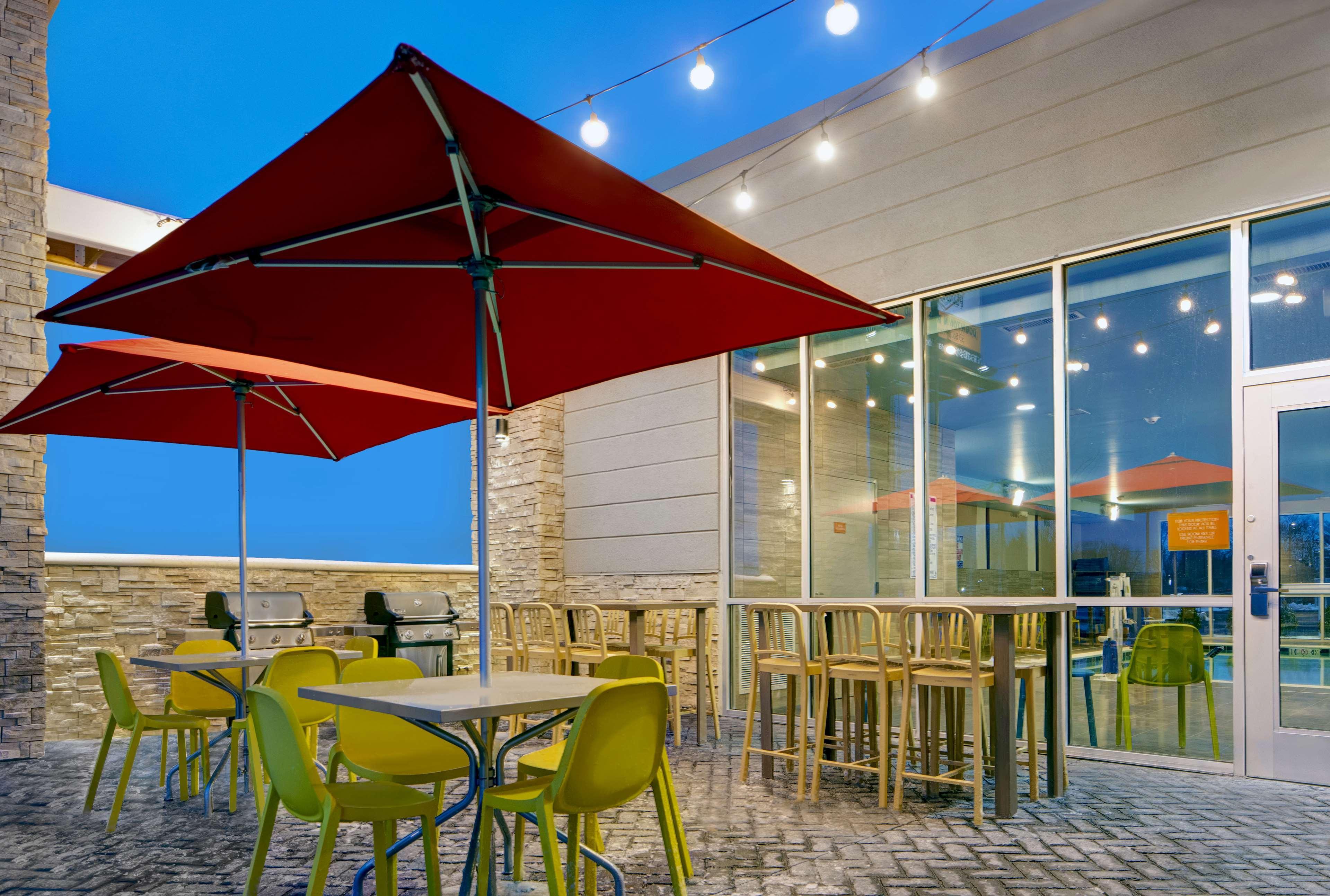 Home2 Suites By Hilton Richmond Extérieur photo
