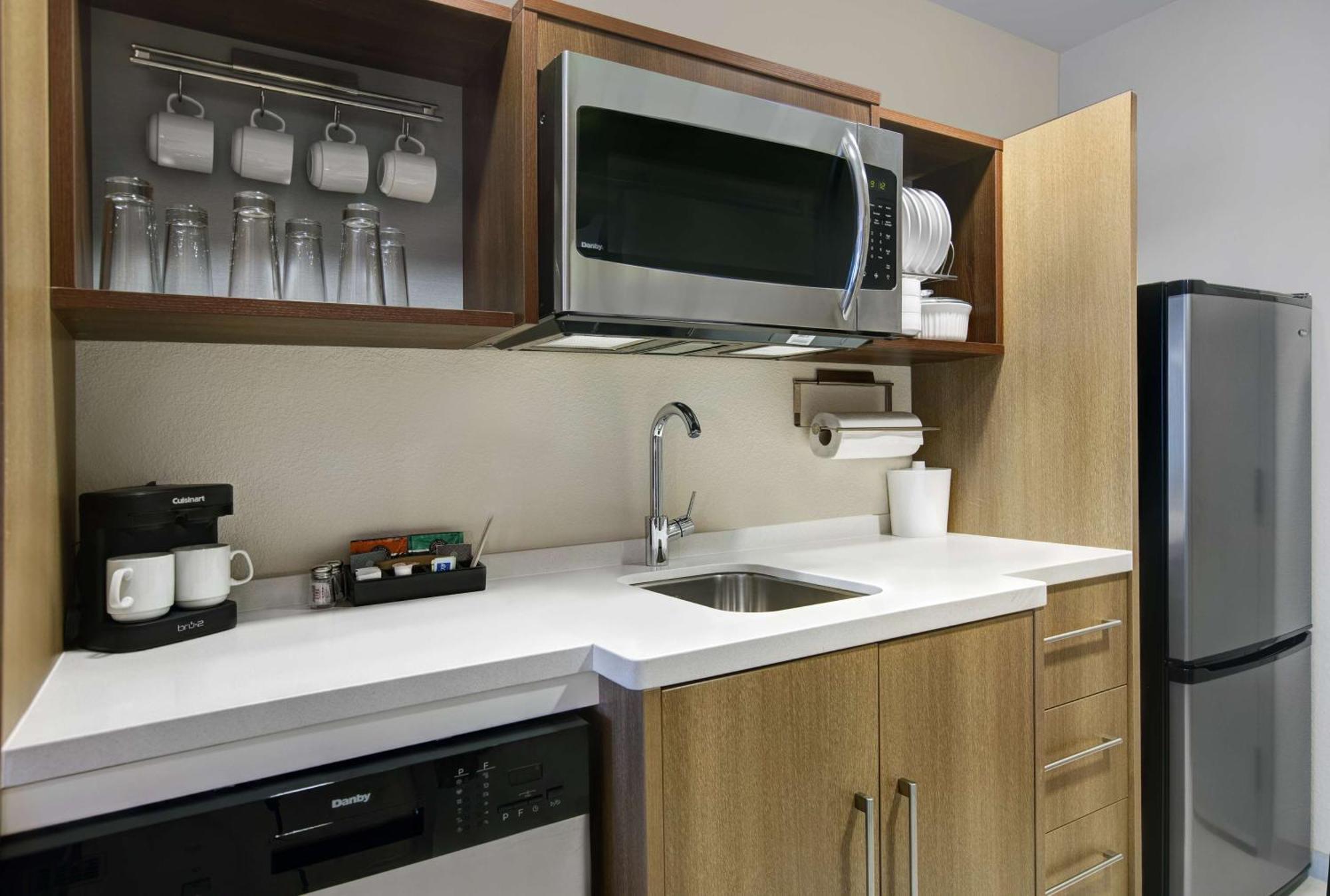 Home2 Suites By Hilton Richmond Extérieur photo